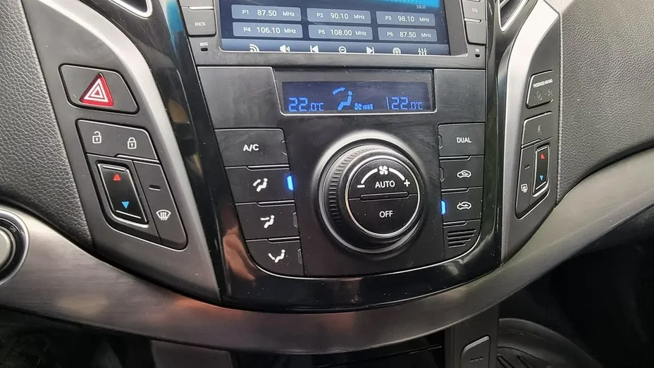 HYUNDAI i40 -