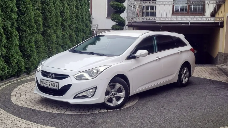 HYUNDAI i40 -