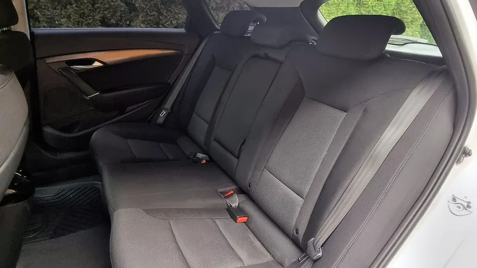 HYUNDAI i40 -