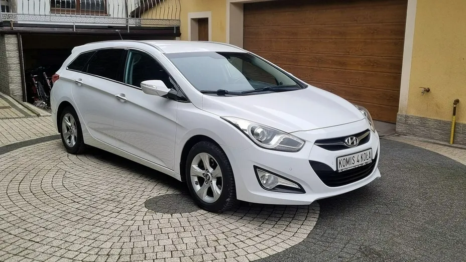 HYUNDAI i40 -