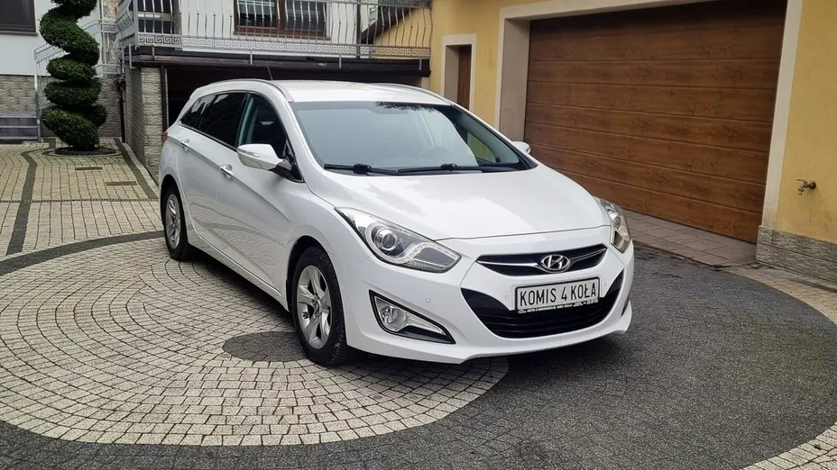 HYUNDAI i40 -