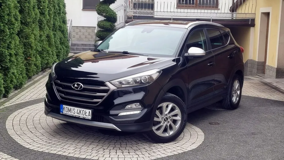 HYUNDAI Tucson -