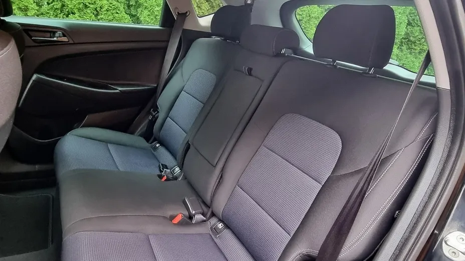 HYUNDAI Tucson -