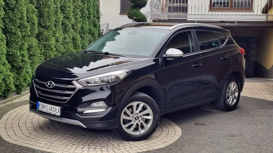 HYUNDAI Tucson -