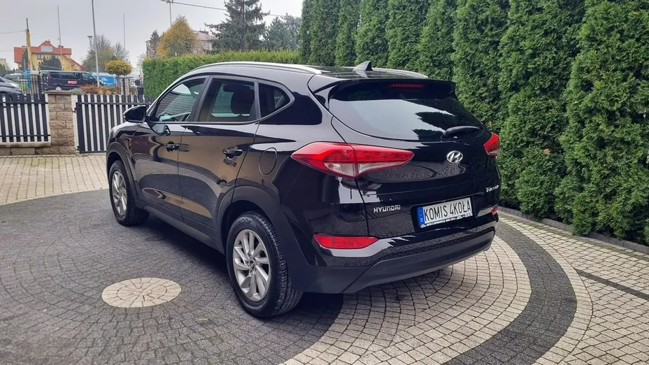 HYUNDAI Tucson -