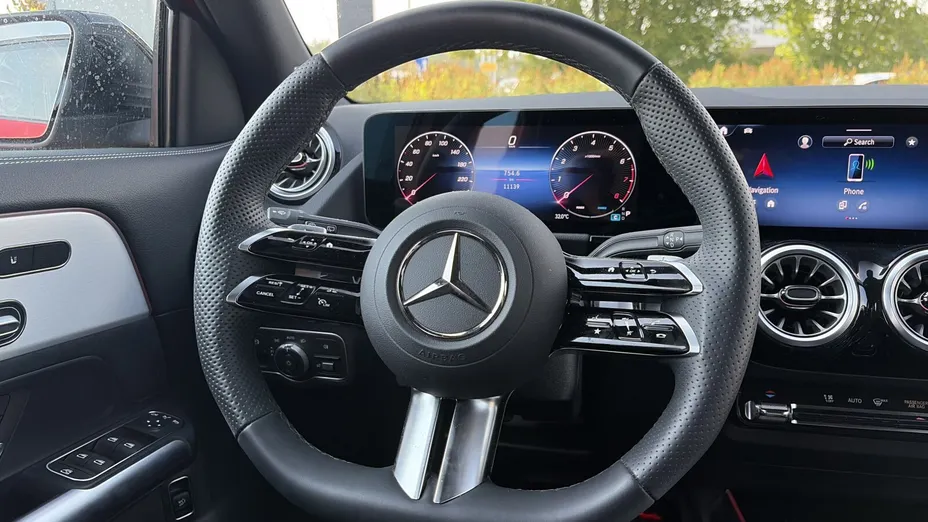 MERCEDES-BENZ GLA GLA 200 mHEV AMG Line 7G-DCT