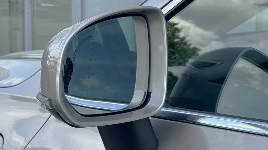 VOLVO XC60 XC60 T6 Plug-In Hybrid AWD Plus Bright aut