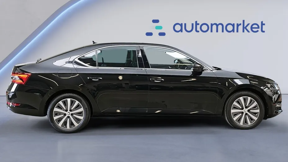 SKODA Superb Superb 2.0 TSI Style DSG