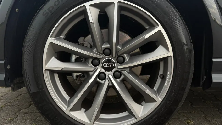AUDI Q3 Sportback -