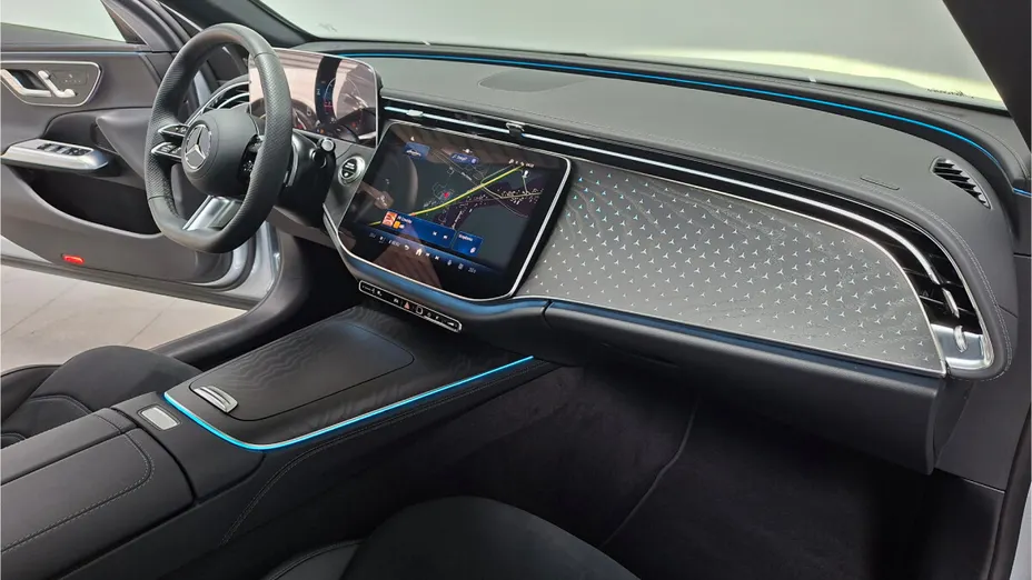 MERCEDES-BENZ E Klasa E 220 d mHEV AMG 9G-Tronic