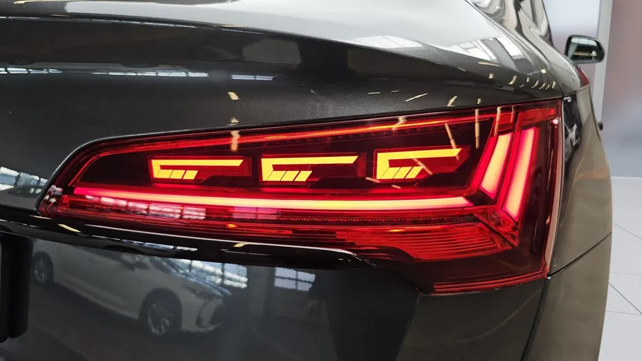 AUDI Q5 Q5 40 TDI mHEV Quattro S Line S tronic