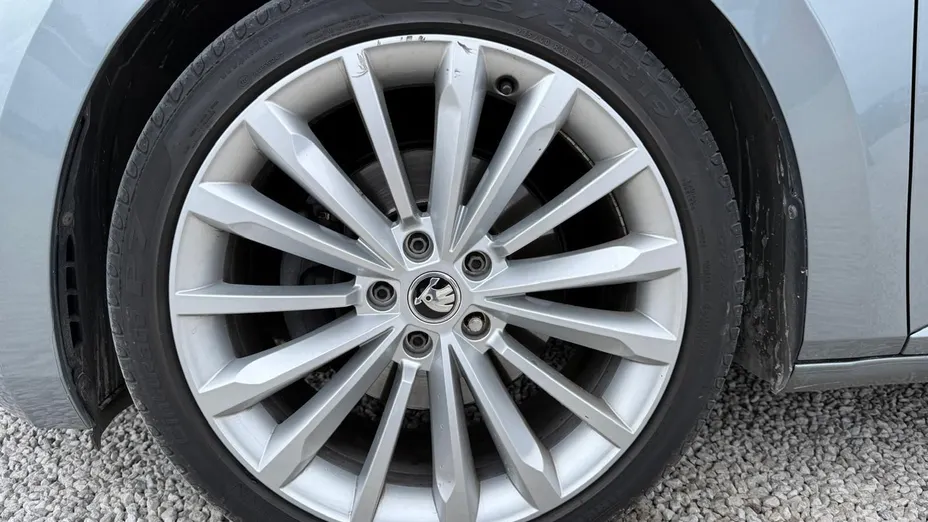 SKODA Superb Superb 2.0 TDI SCR 4x4 Ambition DSG