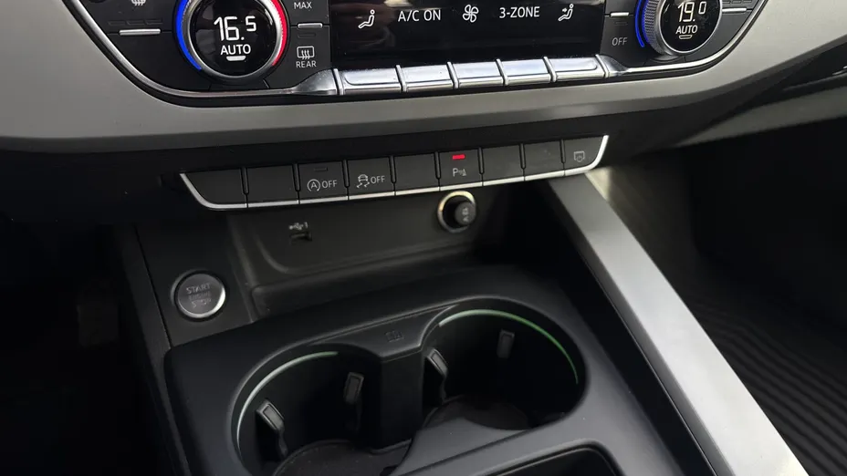 AUDI A4 A4 35 TFSI mHEV Advanced
