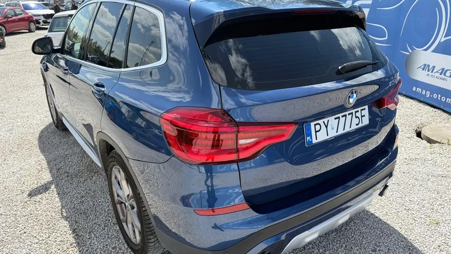 BMW X3 -