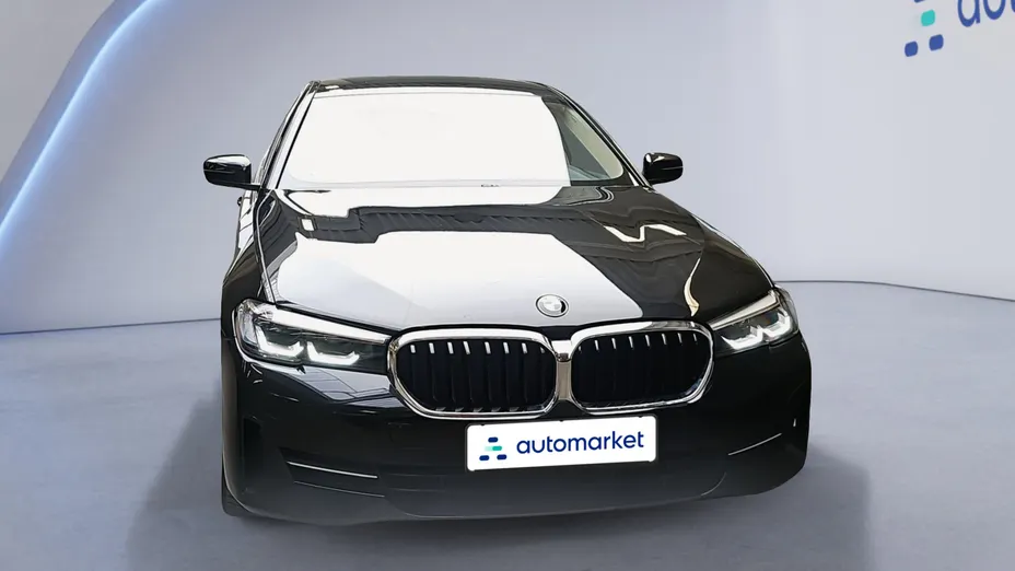 BMW Seria 5 518d mHEV aut