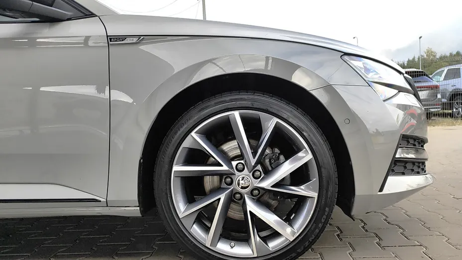 SKODA Superb Superb 2.0 TDI SCR Sportline DSG