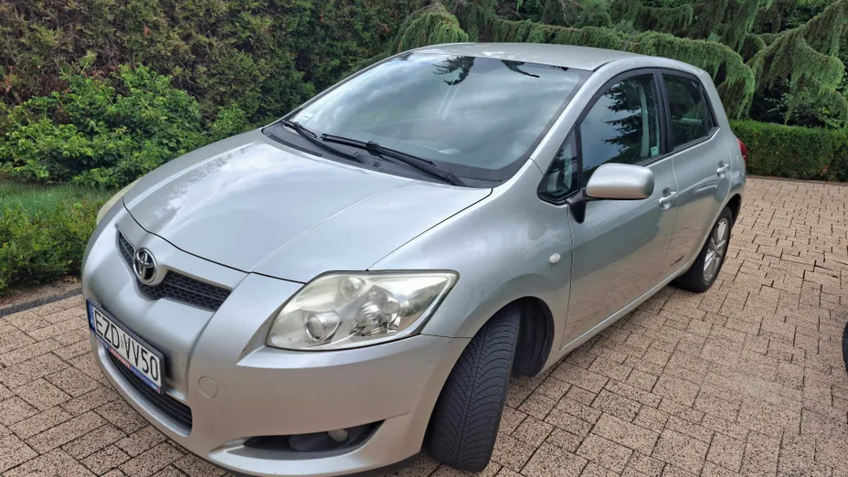 TOYOTA Auris Auris 1.4 D-4D Luna