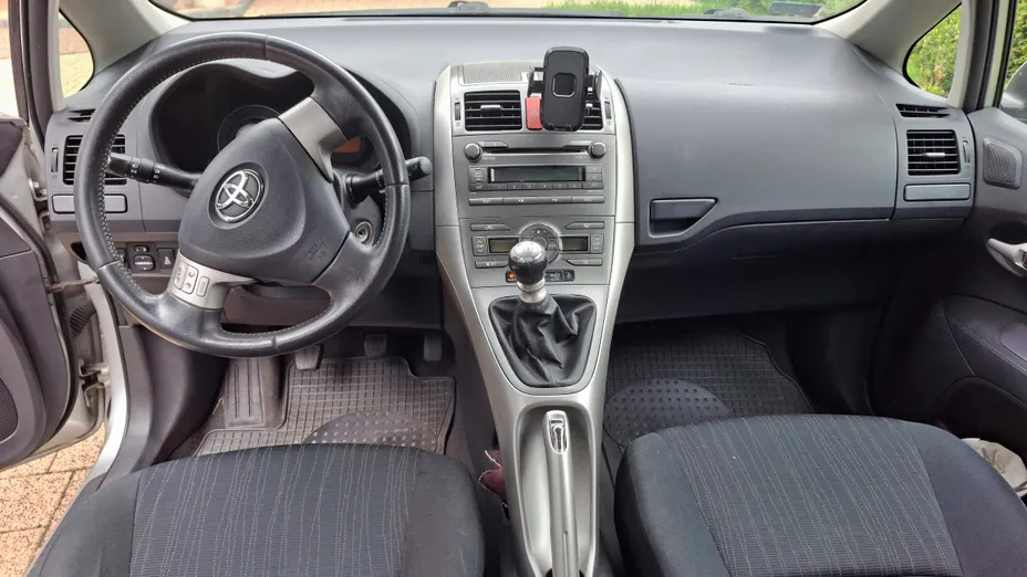 TOYOTA Auris Auris 1.4 D-4D Luna