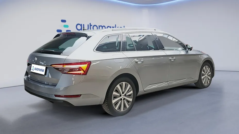 SKODA Superb Superb 2.0 TDI SCR Style DSG