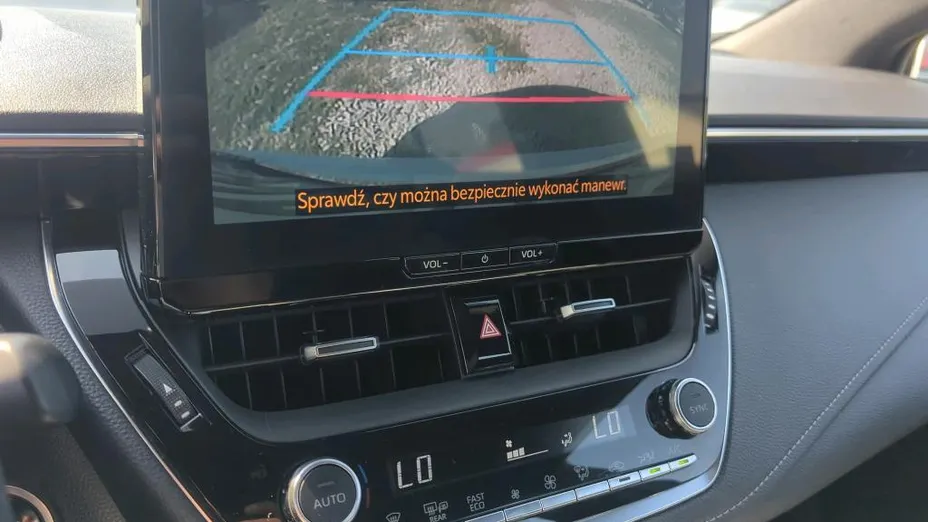 TOYOTA Corolla -
