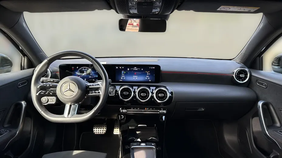 MERCEDES-BENZ A Klasa A 200 AMG Line 7G-DCT