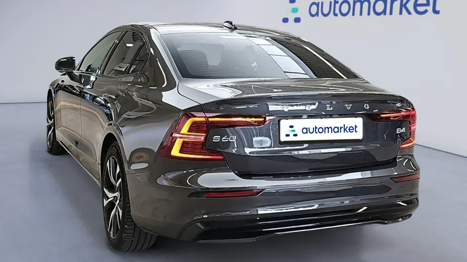 VOLVO S60 S60 B4 B Plus Dark aut