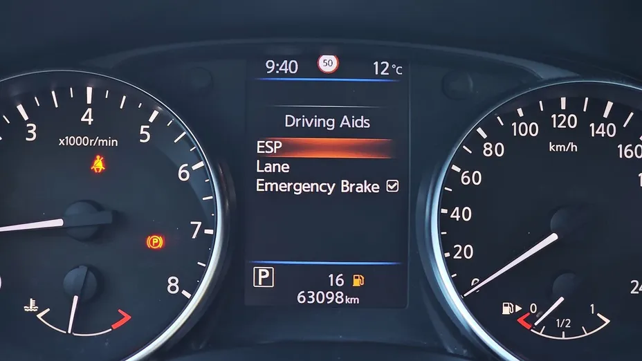 NISSAN Qashqai Qashqai 1.3 DIG-T N-Connecta DCT