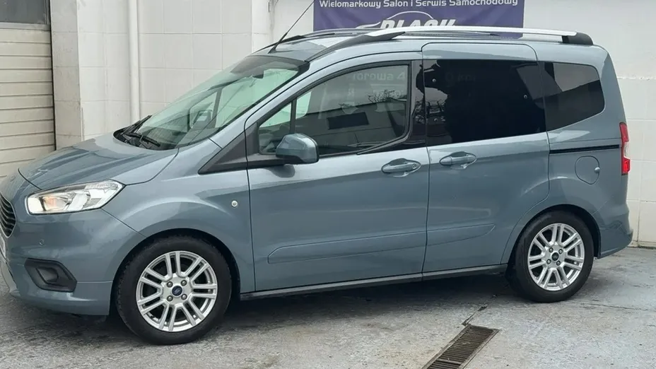 FORD Tourneo Courier Tourneo Courier 1.5 TDCi Ambiente