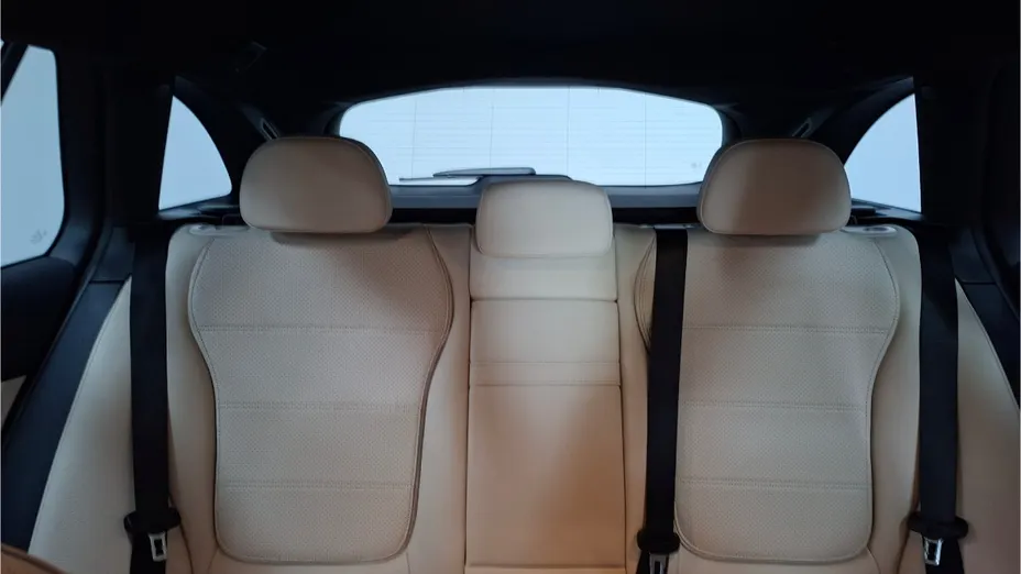 MERCEDES-BENZ C Klasa C 180 mHEV Avantgarde