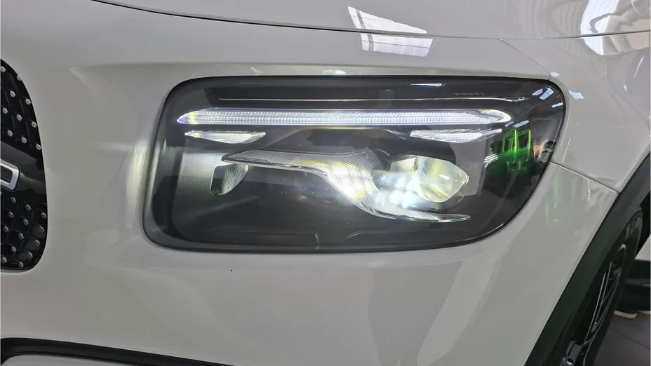 MERCEDES-BENZ GLB GLB 200 d 4-Matic AMG Line 8G-DCT