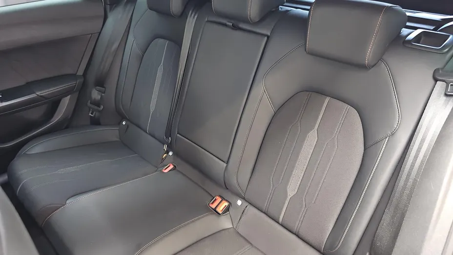 CUPRA Leon Leon 1.5 eTSI DSG