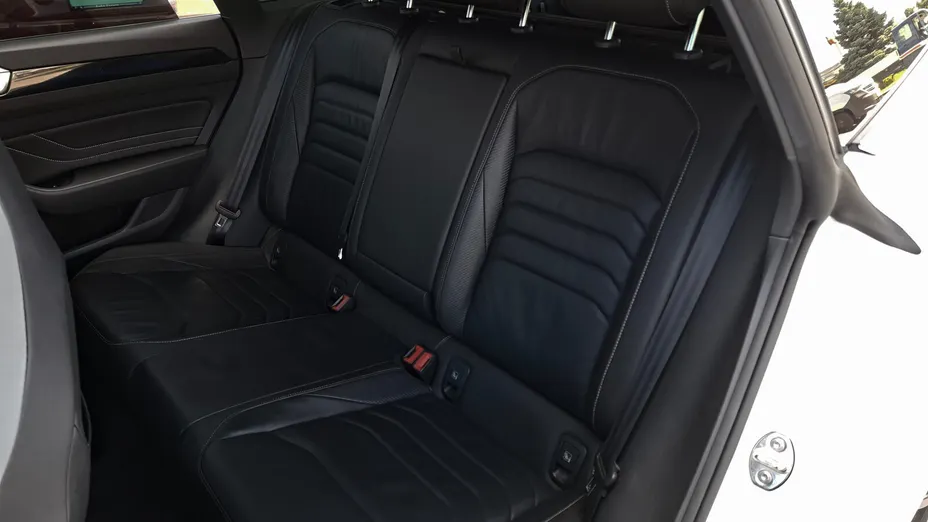 VOLKSWAGEN Arteon Arteon 2.0 TDI 4Motion R-Line DSG
