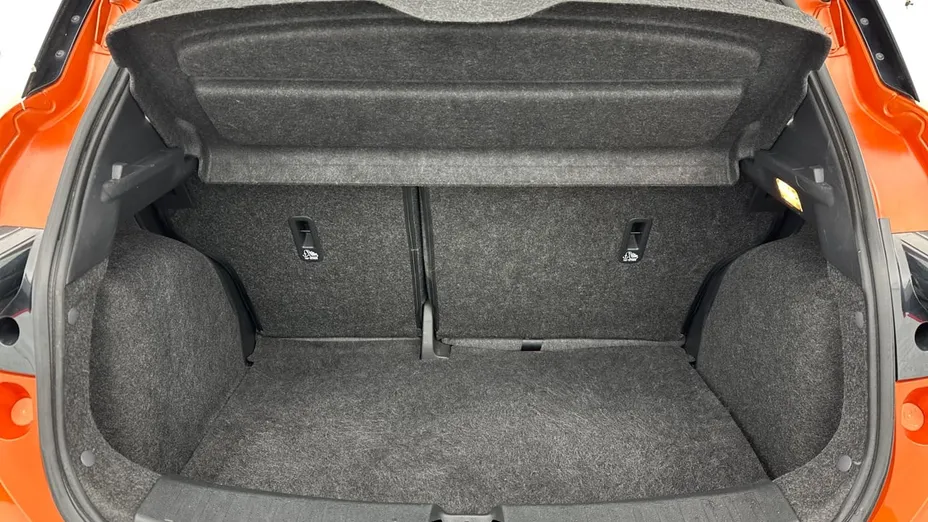 NISSAN Micra -