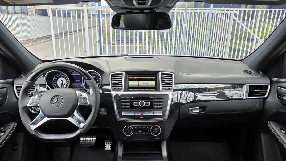 MERCEDES-BENZ ML ML 63 AMG 4-Matic