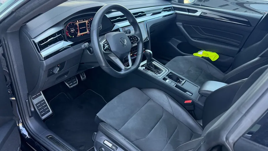 VOLKSWAGEN Arteon -