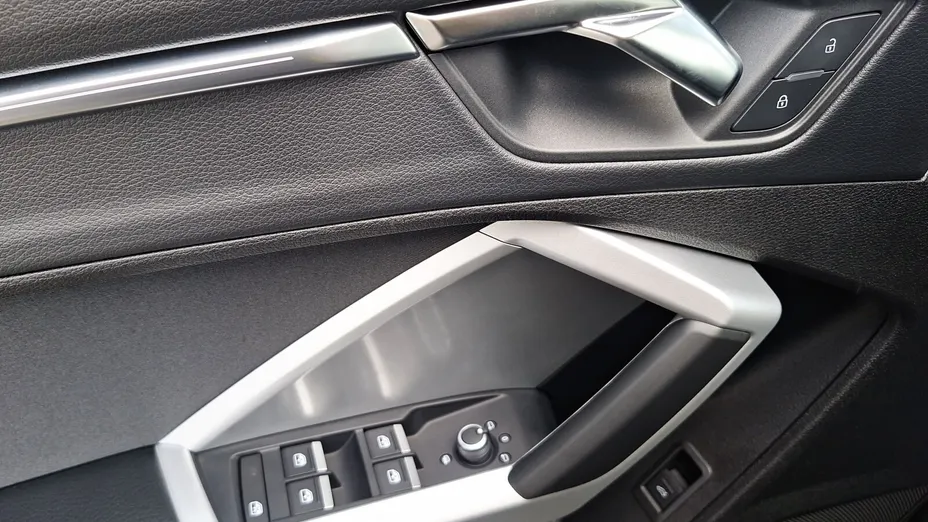 AUDI Q3 Sportback -
