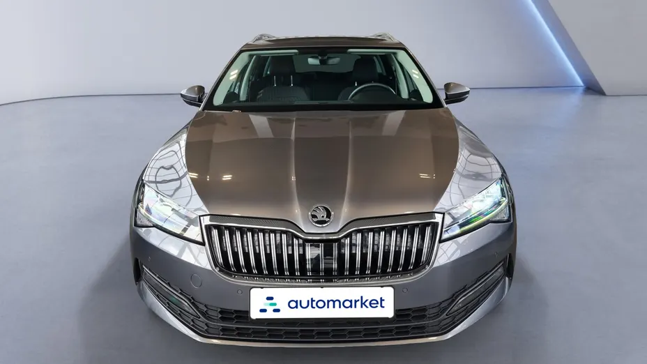 SKODA Superb Superb 2.0 TDI SCR Ambition DSG