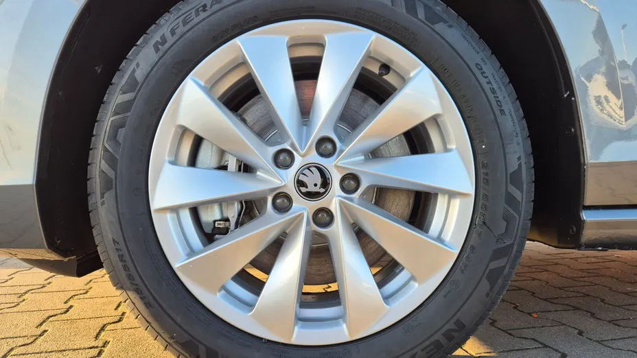 SKODA Superb Superb 2.0 TDI SCR 4x4 Edition 130 DSG
