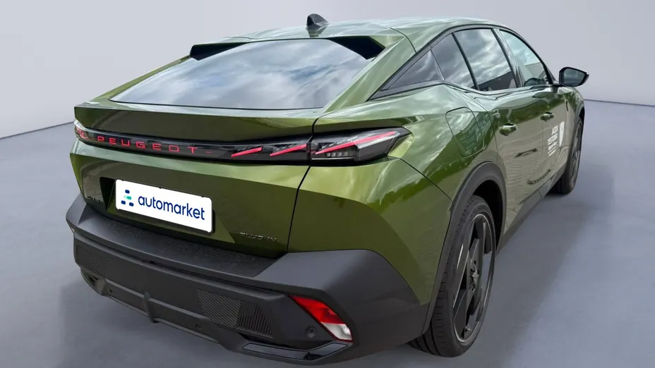 PEUGEOT 408 408 1.6 Plug-in Hybrid 240 GT Exclusive e-DCS7 Nowy