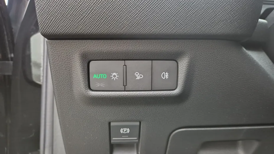 SKODA Kodiaq Kodiaq 1.5 TSI mHEV 4x2 Drive DSG Nowy