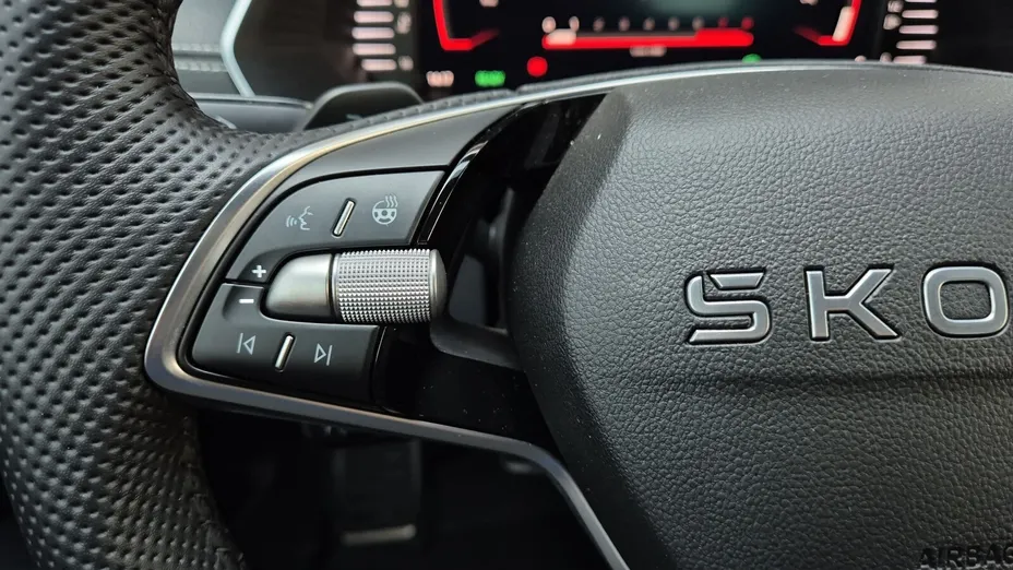 SKODA Octavia Octavia 1.5 TSI mHEV Selection DSG