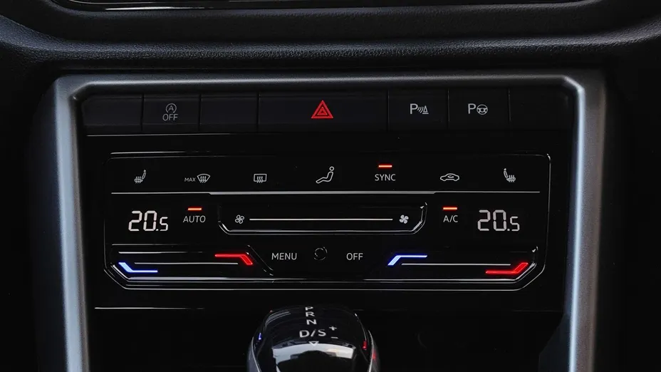 VOLKSWAGEN T-ROC T-ROC 1.5 TSI Life DSG