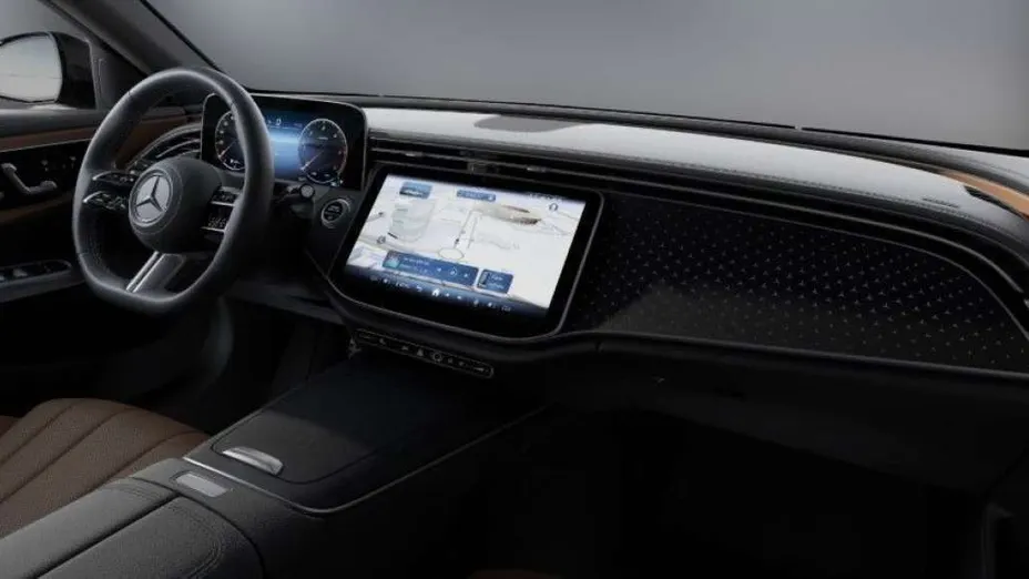 MERCEDES-BENZ E Klasa E 220 d mHEV 4-Matic AMG 9G-Tronic Nowy