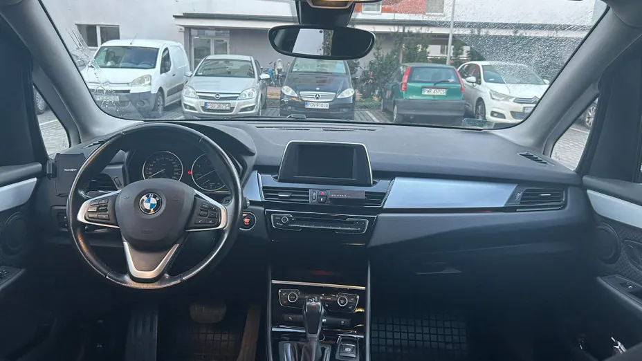 BMW Seria 2 216d