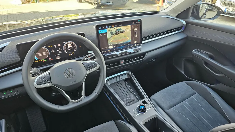 VOLKSWAGEN T-ROC T-ROC 1.5 eTSI Style DSG Nowy