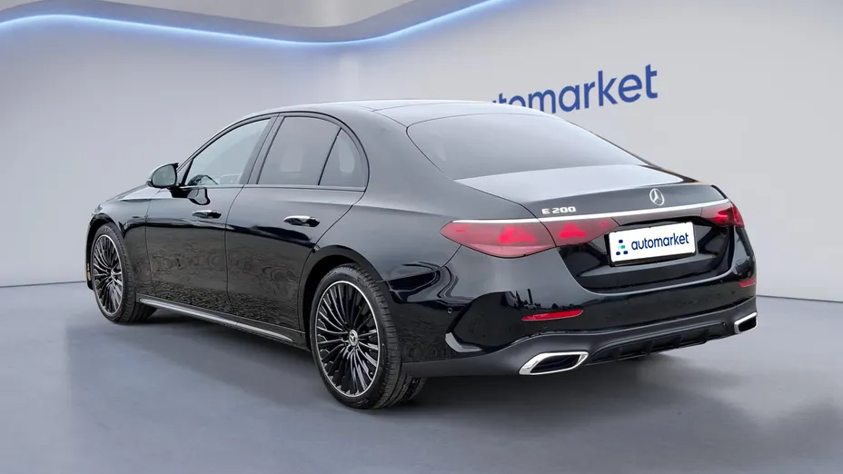 MERCEDES-BENZ E Klasa E 200 mHEV AMG 9G-Tronic