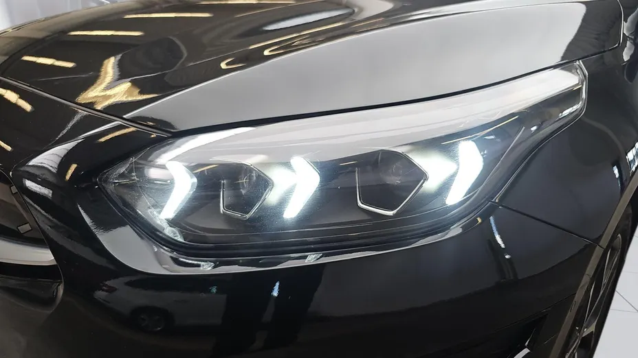 KIA Cee'd Ceed 1.6 GDI PHEV Business Line DCT