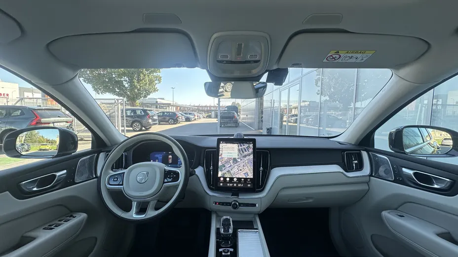 VOLVO XC60 XC60 T8 Plug-In Hybrid AWD Ultra Bright aut