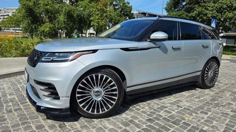 LAND ROVER Range Rover Velar -