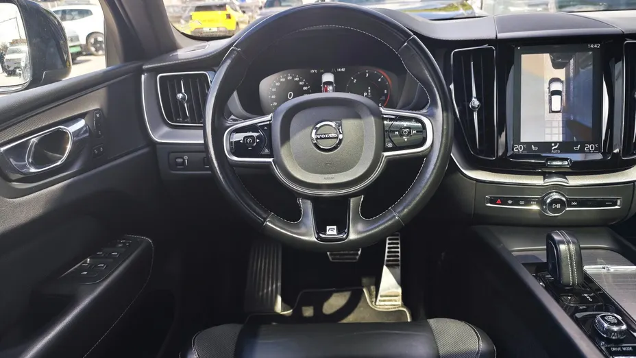 VOLVO XC60 XC60 B5 D AWD R-Design aut